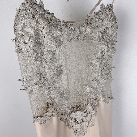 Flora Nikrooz Showstopper Chemise & Robe Set BHLDN bride honeymoon 2 piece Sz Sm - Picture 9 of 15